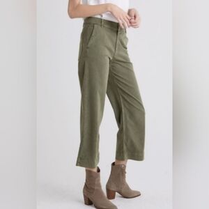 Oak + Fort Olive Green Wide Leg Cropped Jeans Size 27